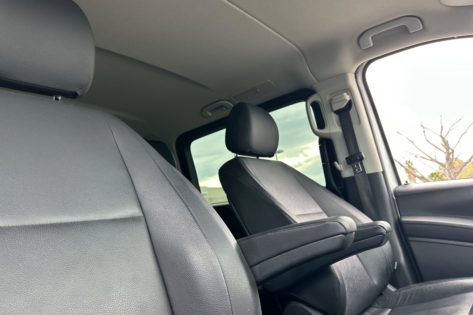 Used 2016 Mercedes-Benz Metris Passenger image 18