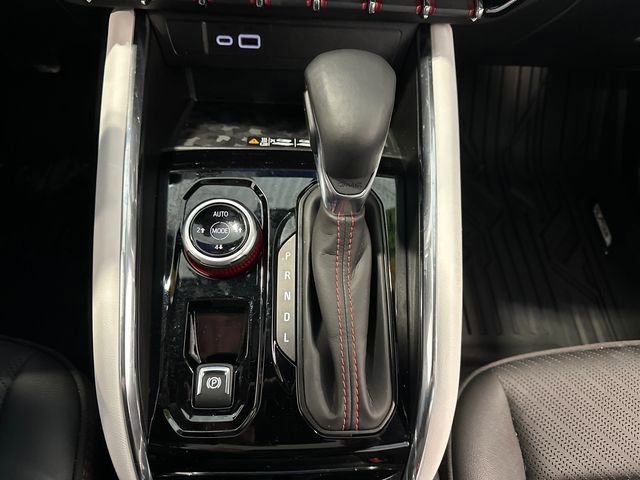 Used 2024 GMC Canyon AT4X image 29