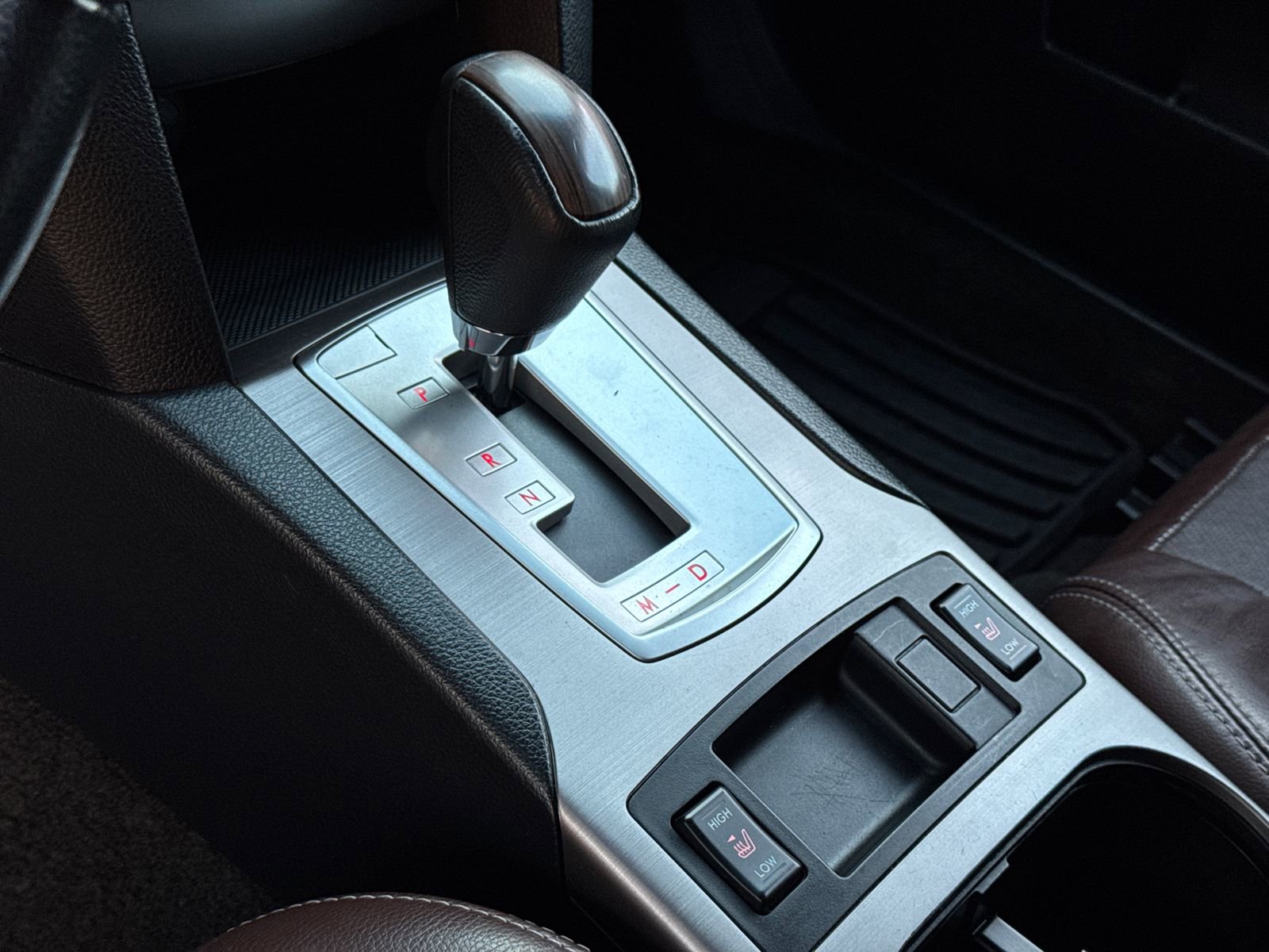 Used 2013 Subaru Outback 3.6R Limited image 16