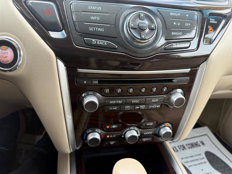 Used 2014 Nissan Pathfinder SL w/ Cargo Package image 25