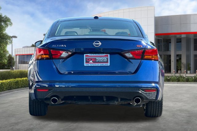 Used 2024 Nissan Altima 2.5 SR FWD image 5