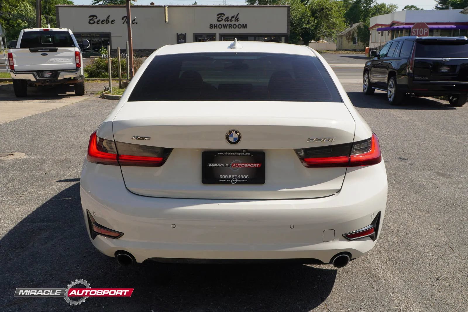 Used 2019 BMW 330i xDrive Sedan w/ Convenience Package AWD/4WD image 6
