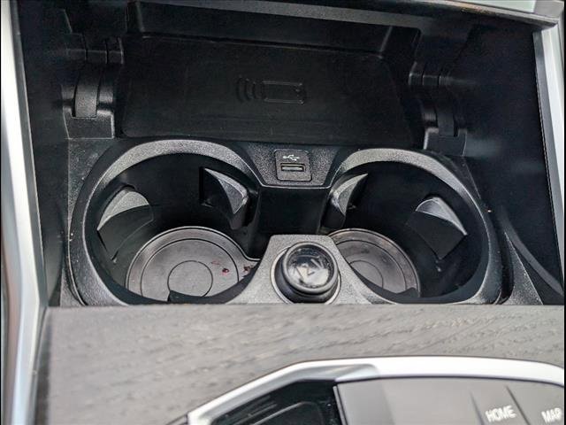 Used 2023 BMW 330e image 22