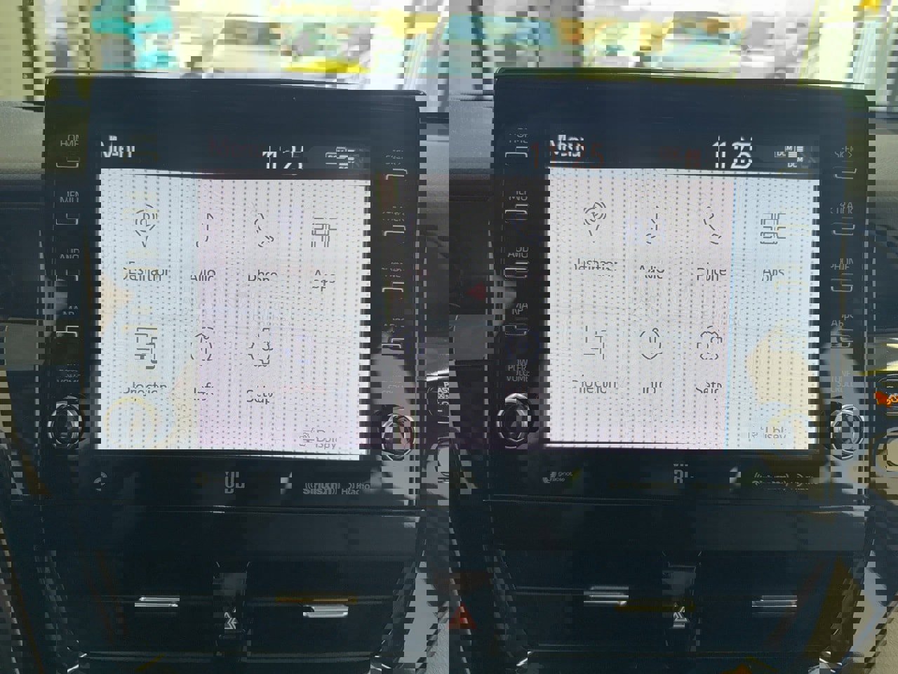 Certified 2021 Toyota Camry XLE w/ Navigation Upgrade Package image 26