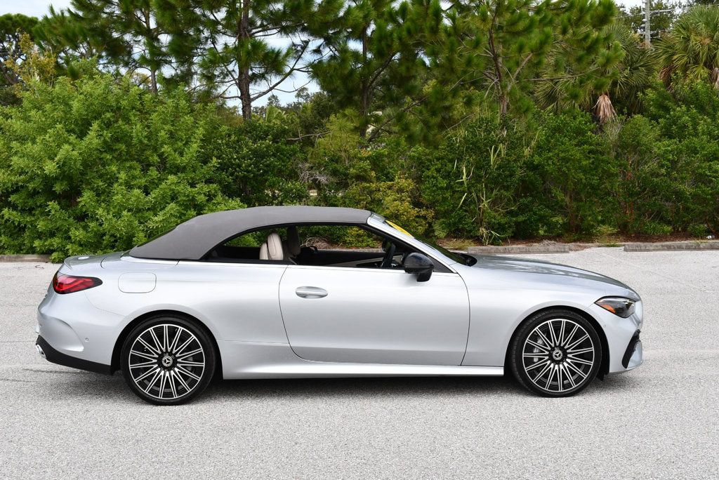 Used 2026 Mercedes-Benz CLE 450 4MATIC Cabriolet image 49