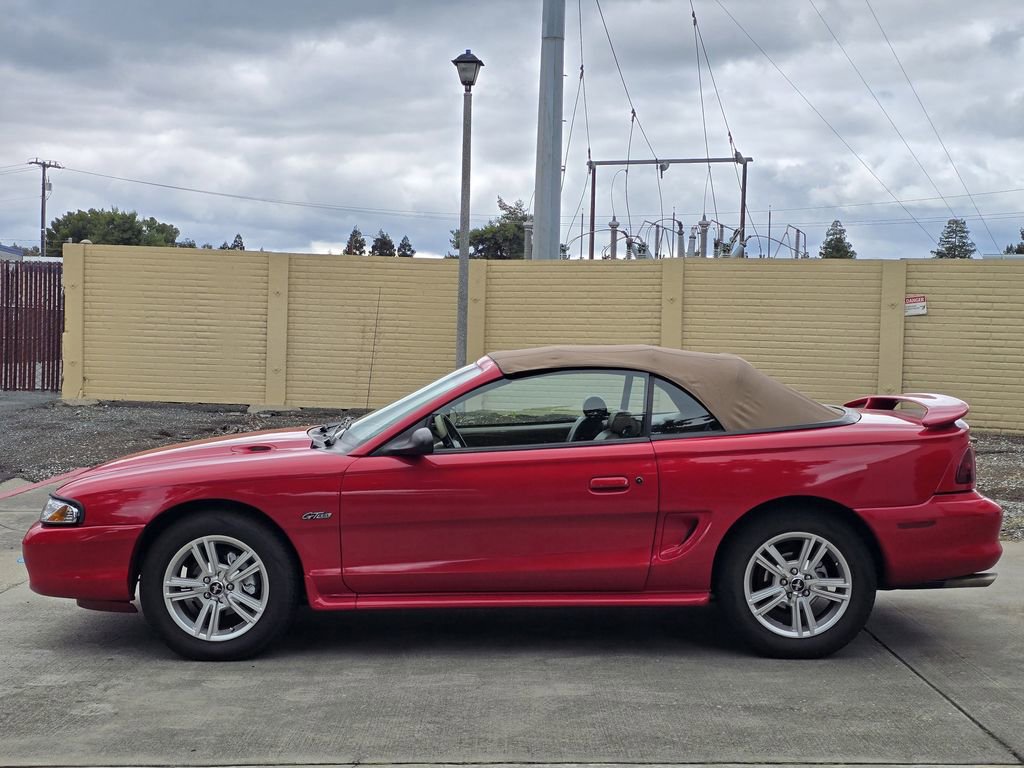 Used 1997 Ford Mustang GT RWD image 5