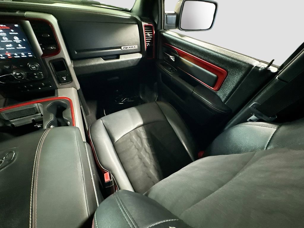 Used 2018 RAM 1500 Rebel w/ Luxury Group AWD/4WD image 17