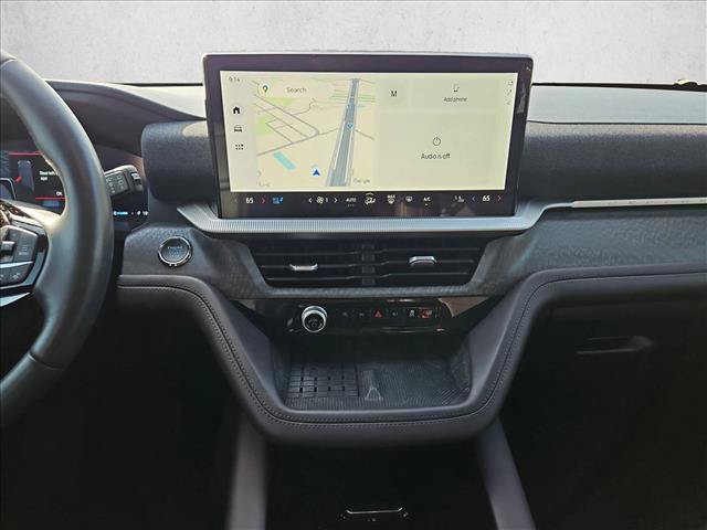 Used 2025 Ford Explorer Platinum RWD image 15