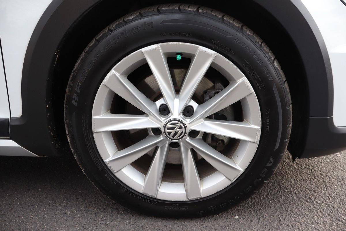 Used 2018 Volkswagen Golf Alltrack S image 45