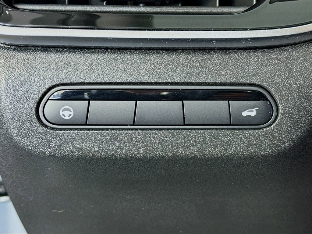 Certified 2025 INFINITI QX60 Sensory image 9