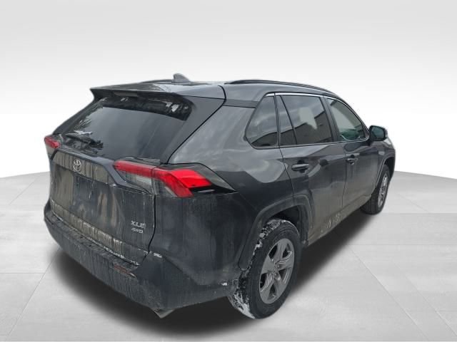 Used 2024 Toyota RAV4 XLE image 5