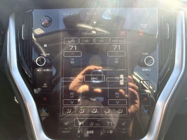 Certified 2025 Subaru Outback Premium image 19