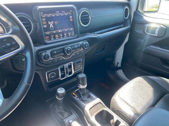 Used 2018 Jeep Wrangler Unlimited Sahara AWD/4WD image 24