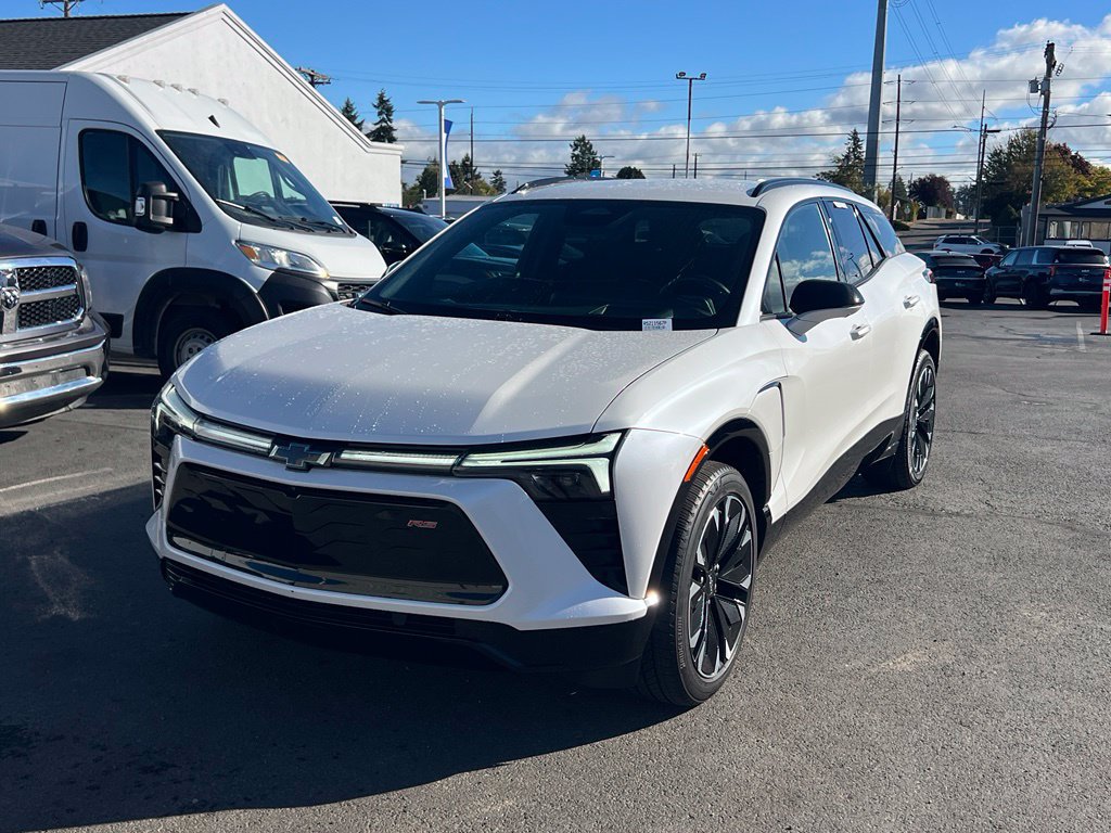 Used 2024 Chevrolet Blazer EV RS AWD/4WD image 3