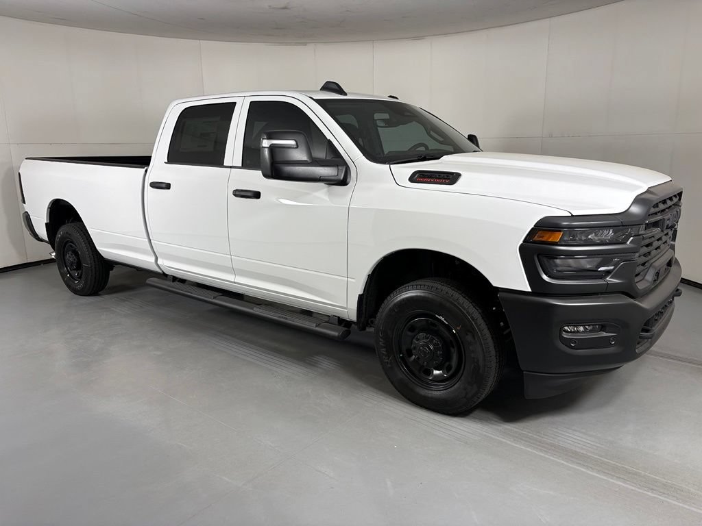 New 2026 RAM 3500 Tradesman AWD/4WD image 9