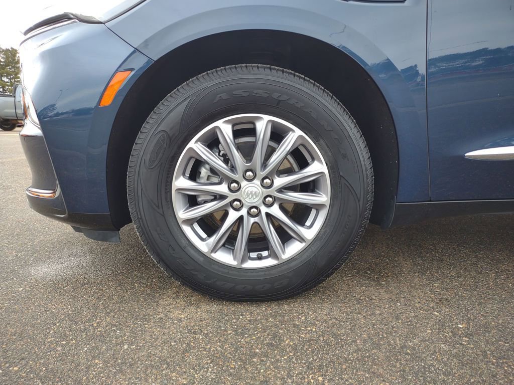 Used 2022 Buick Enclave Essence w/ Trailering Package, 5000 lbs. image 25