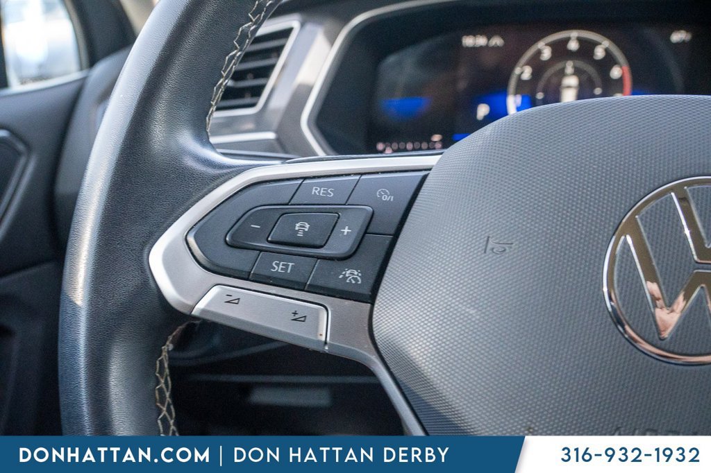 Used 2024 Volkswagen Tiguan SE AWD/4WD image 12