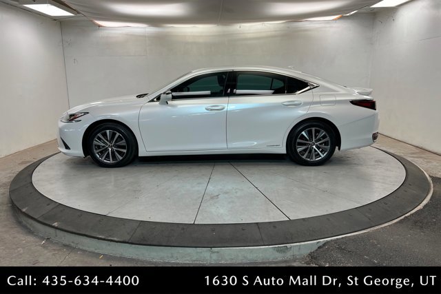 Used 2021 Lexus ES 300h w/ Accessory Package 2 image 2