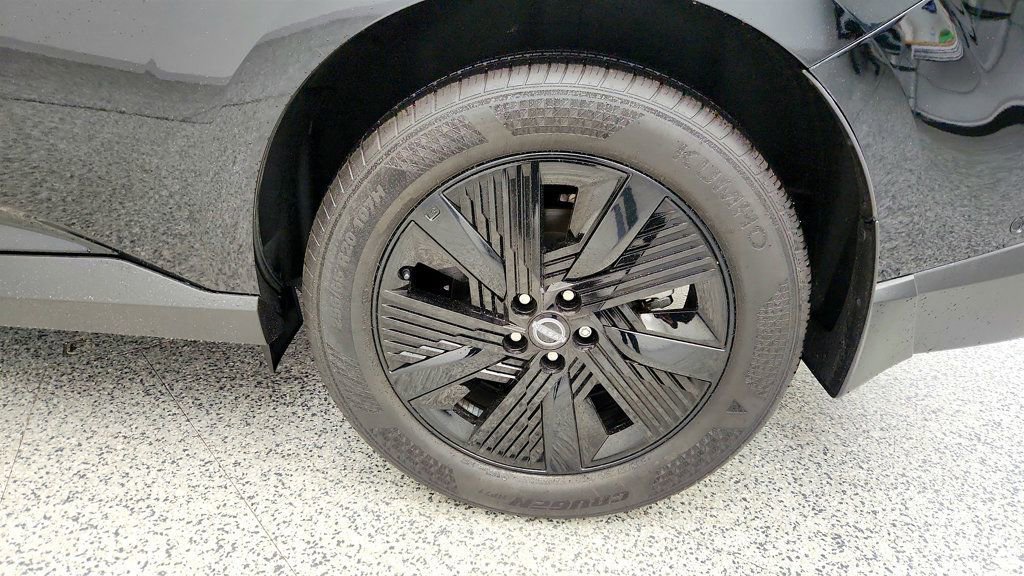 Used 2025 Nissan Murano SV image 9