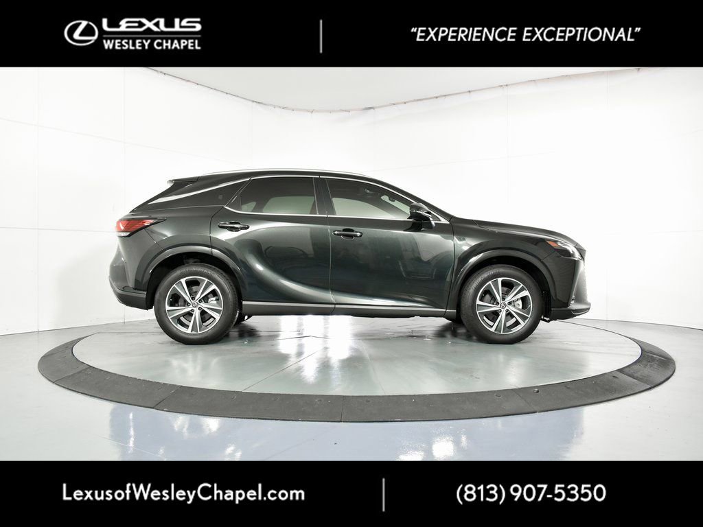 Used 2025 Lexus RX 350 Premium image 4