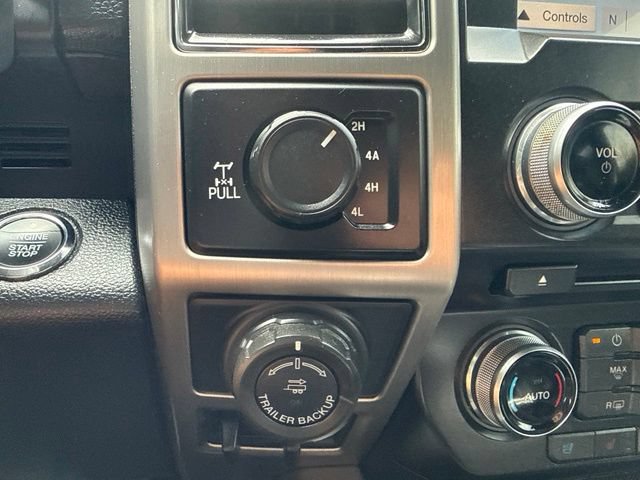 Used 2017 Ford F150 Platinum w/ Equipment Group 701A Luxury AWD/4WD image 35