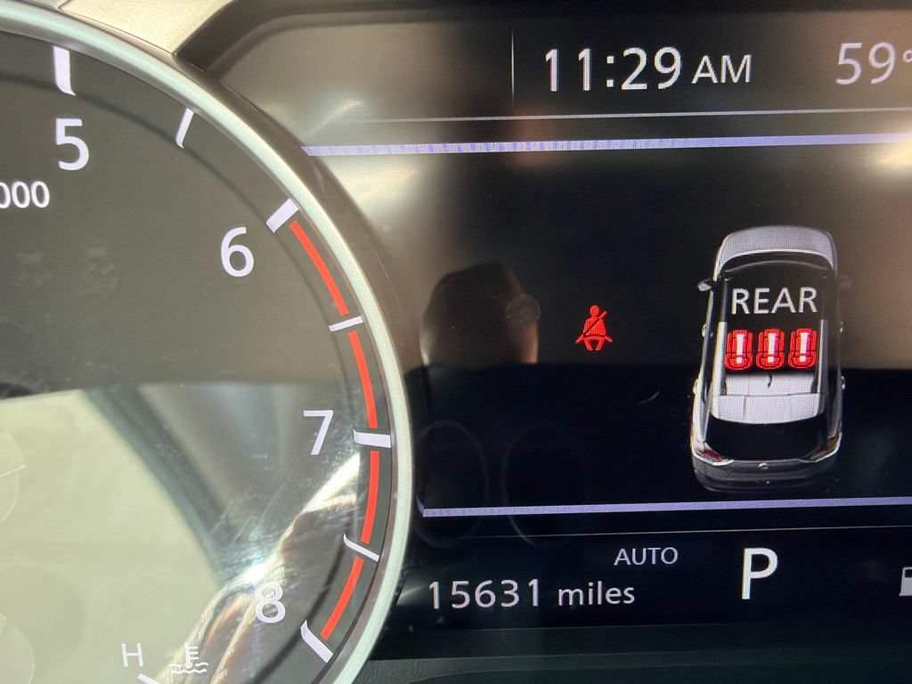 Used 2023 Nissan Rogue SV AWD/4WD image 16