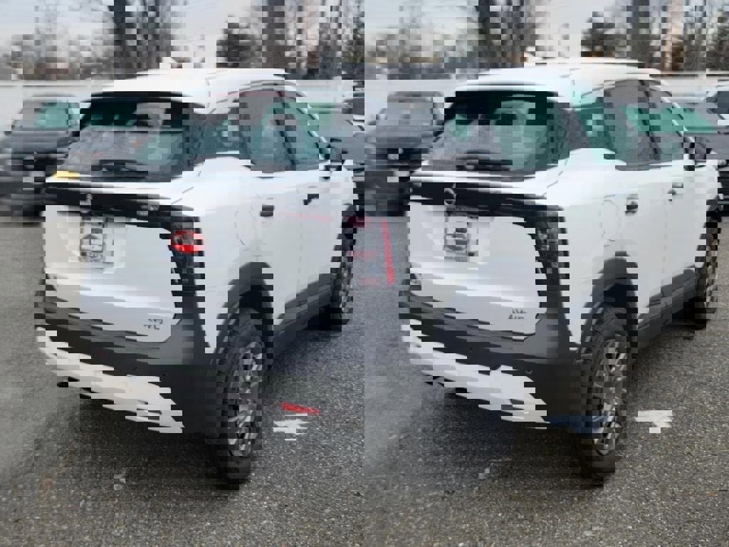 Certified 2025 Nissan Kicks S image 8