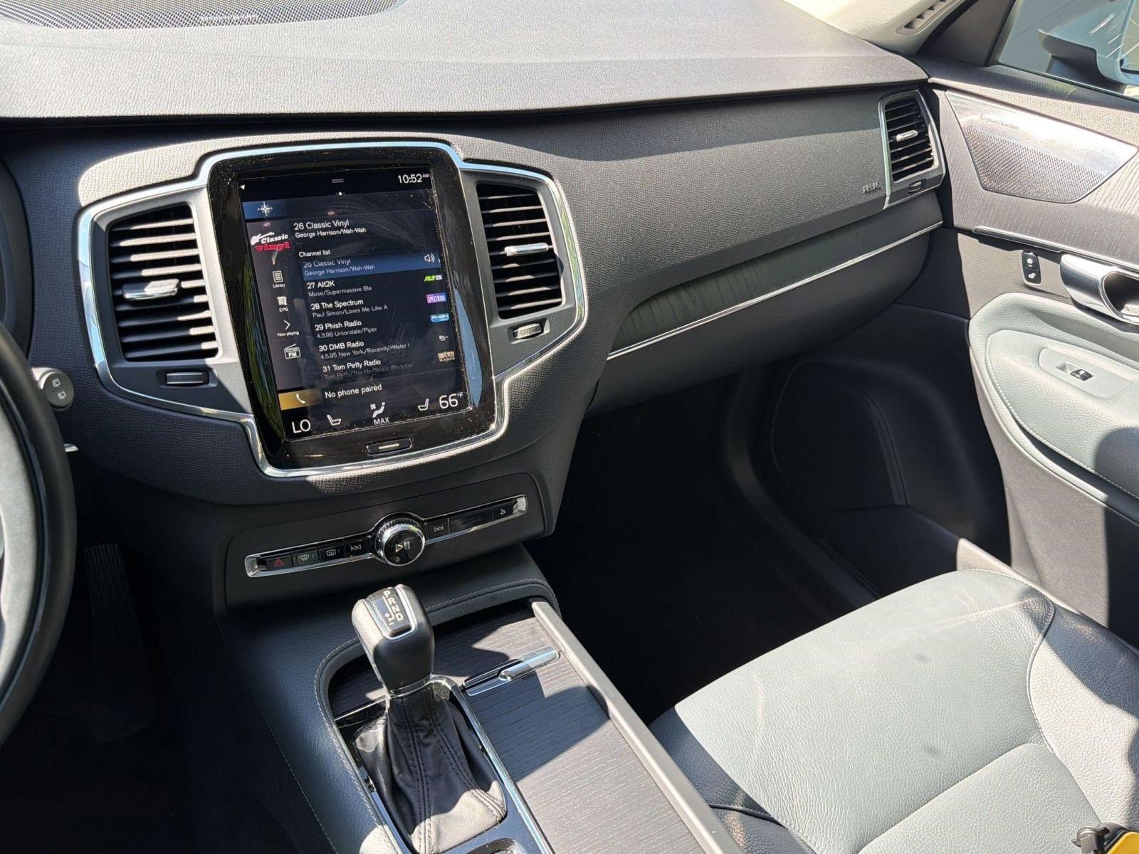 Used 2020 Volvo XC90 T6 Momentum w/ Protection Package Premier AWD/4WD image 26