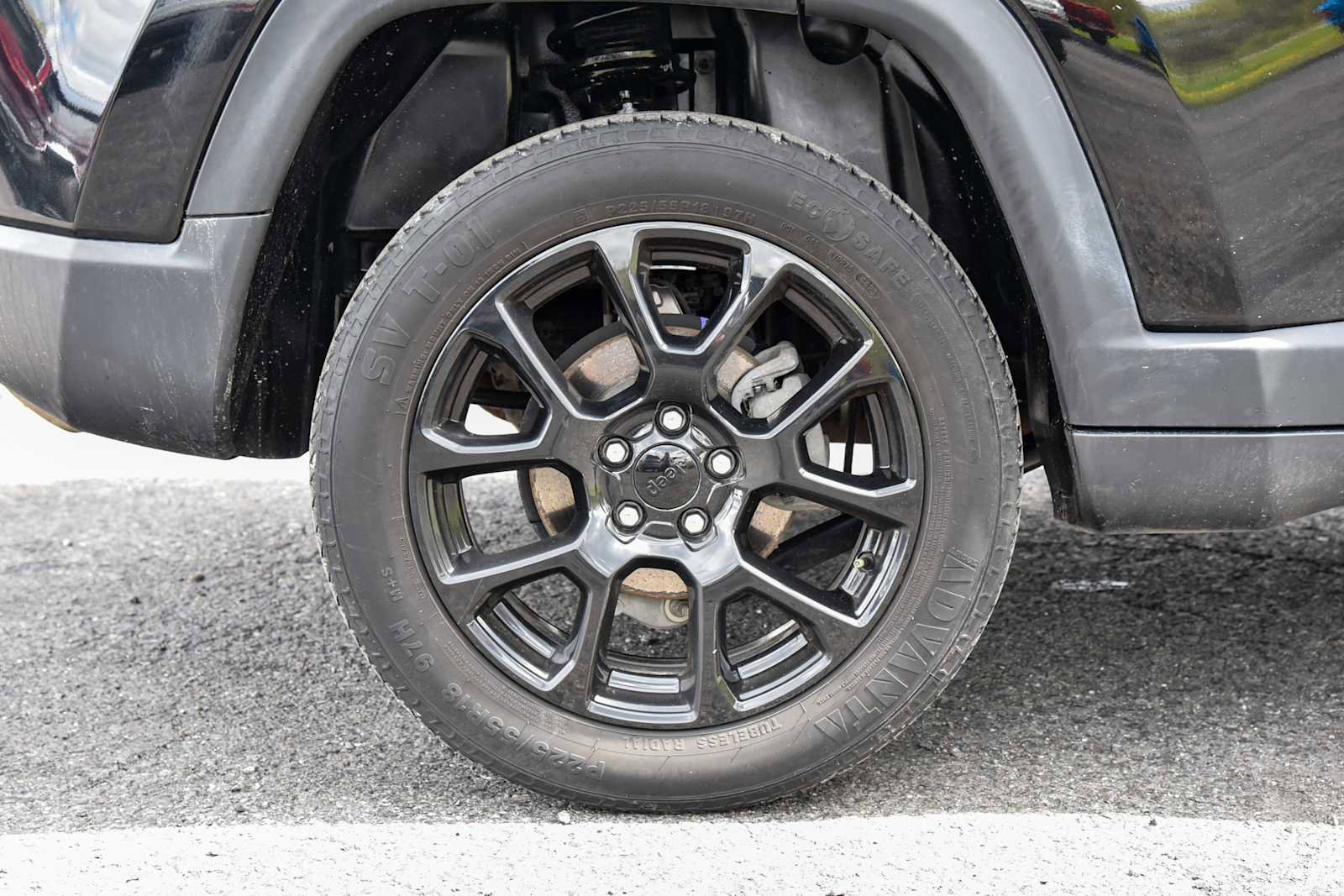 Certified 2021 Jeep Compass Latitude w/ Sun and Sound Group AWD/4WD image 12
