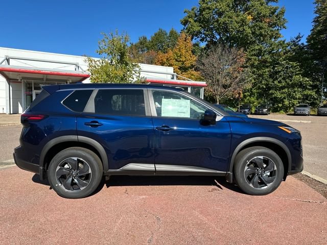 Used 2026 Nissan Rogue SV AWD/4WD image 1