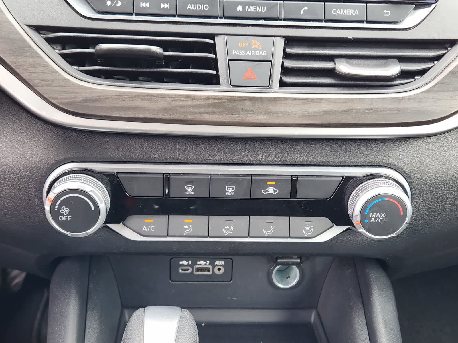 Used 2025 Nissan Altima 2.5 SV FWD image 17