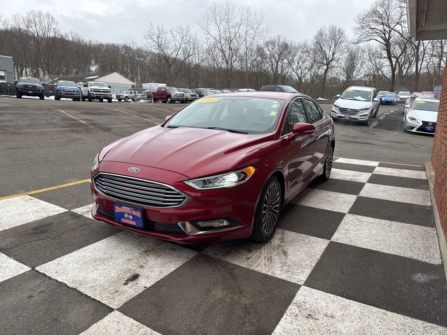 Used 2017 Ford Fusion SE w/ Fusion SE Technology Package image 5
