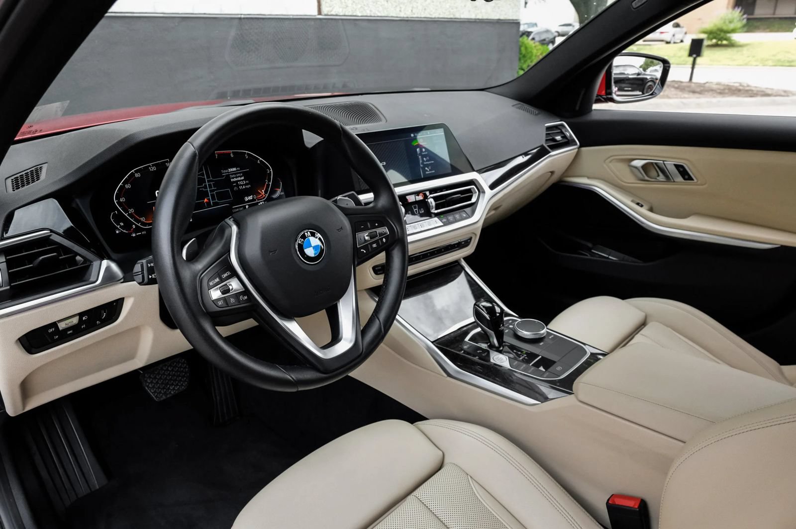 Used 2022 BMW 330i Sedan w/ Driving Assistance Package RWD image 2