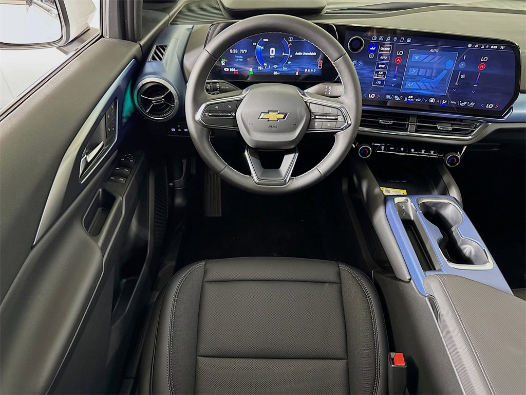 New 2025 Chevrolet Equinox EV LT w/ Convenience Package II image 15