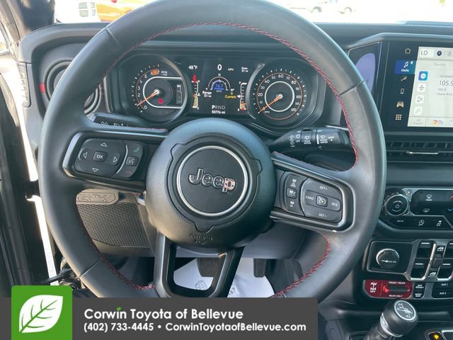 Used 2024 Jeep Wrangler Unlimited Rubicon AWD/4WD image 22