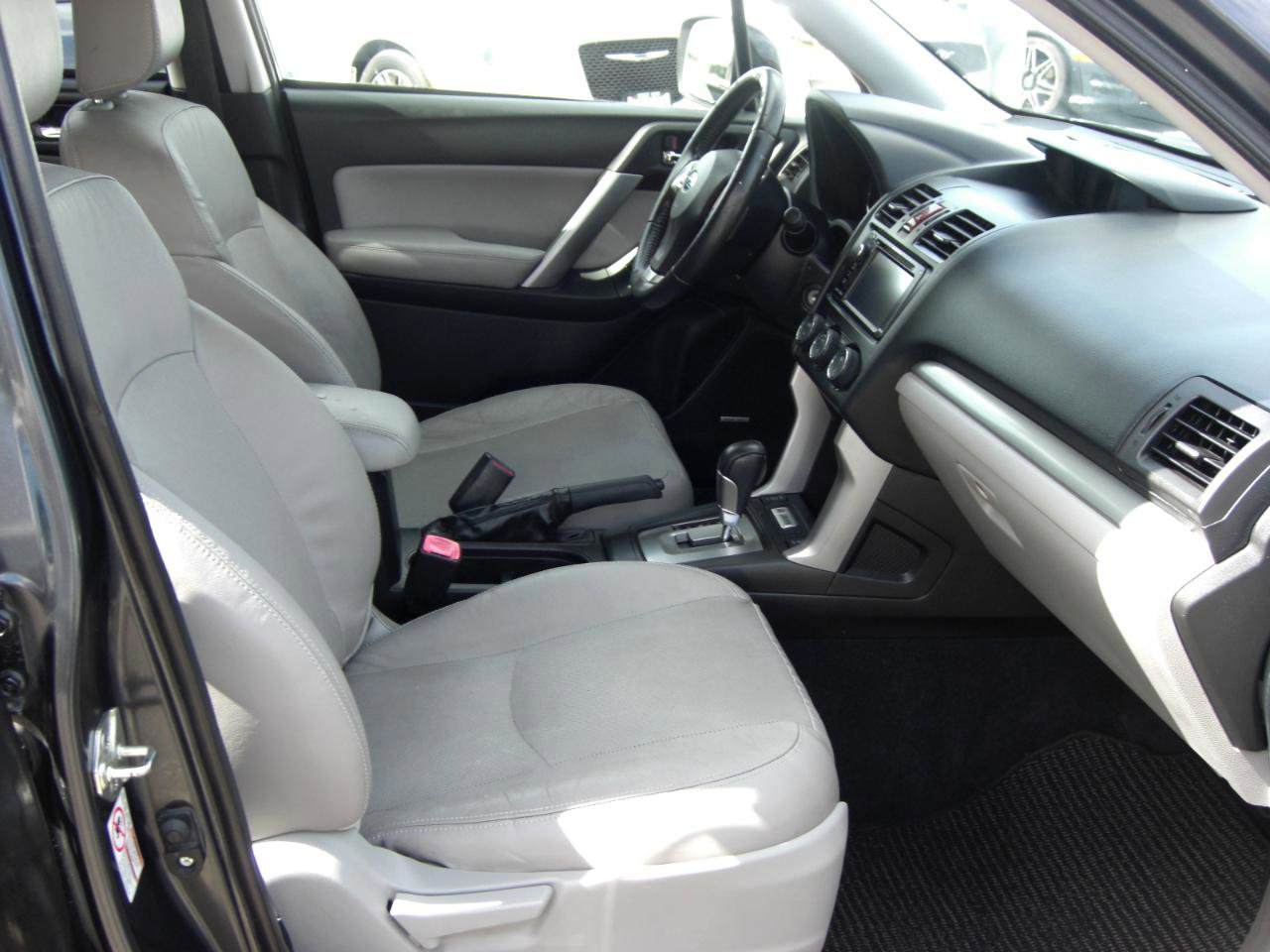 Used 2014 Subaru Forester 2.5i Touring w/ Popular Package #2 image 17