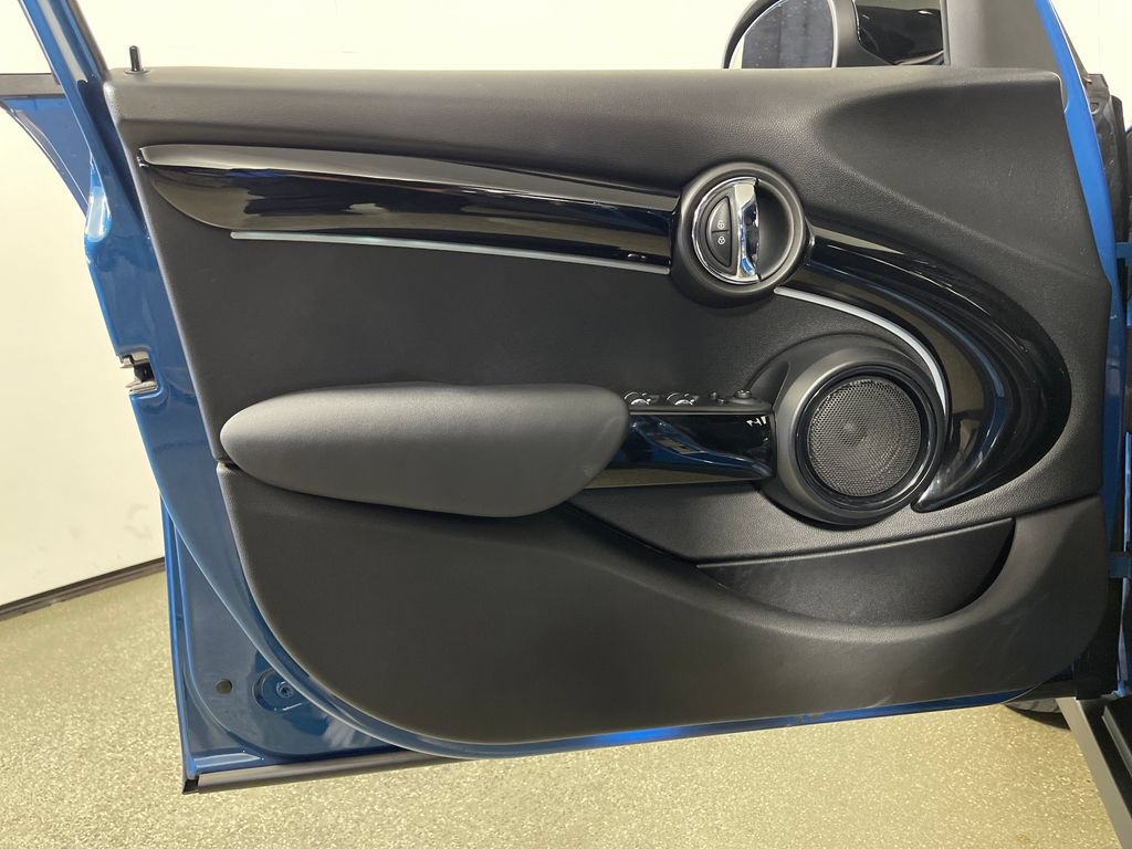 Used 2023 MINI Cooper S FWD image 19