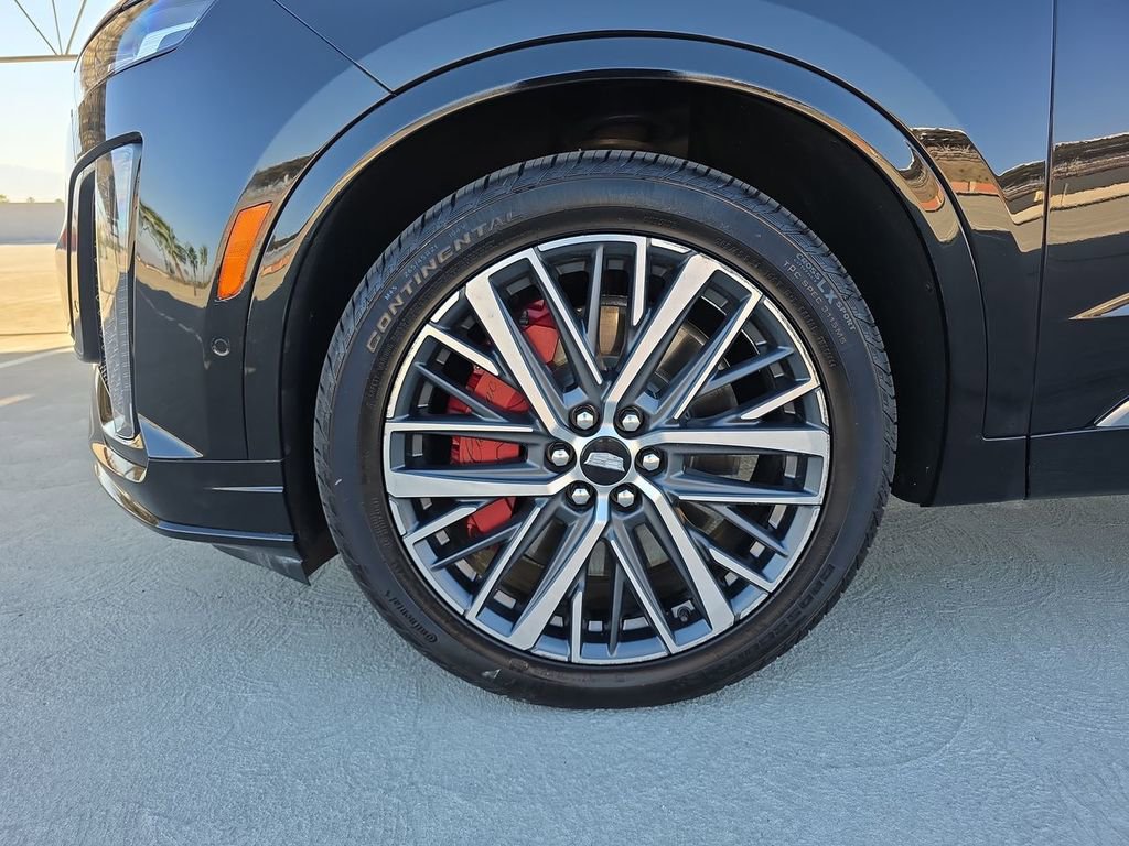 Certified 2024 Cadillac XT6 Sport w/ Technology Package AWD/4WD image 34