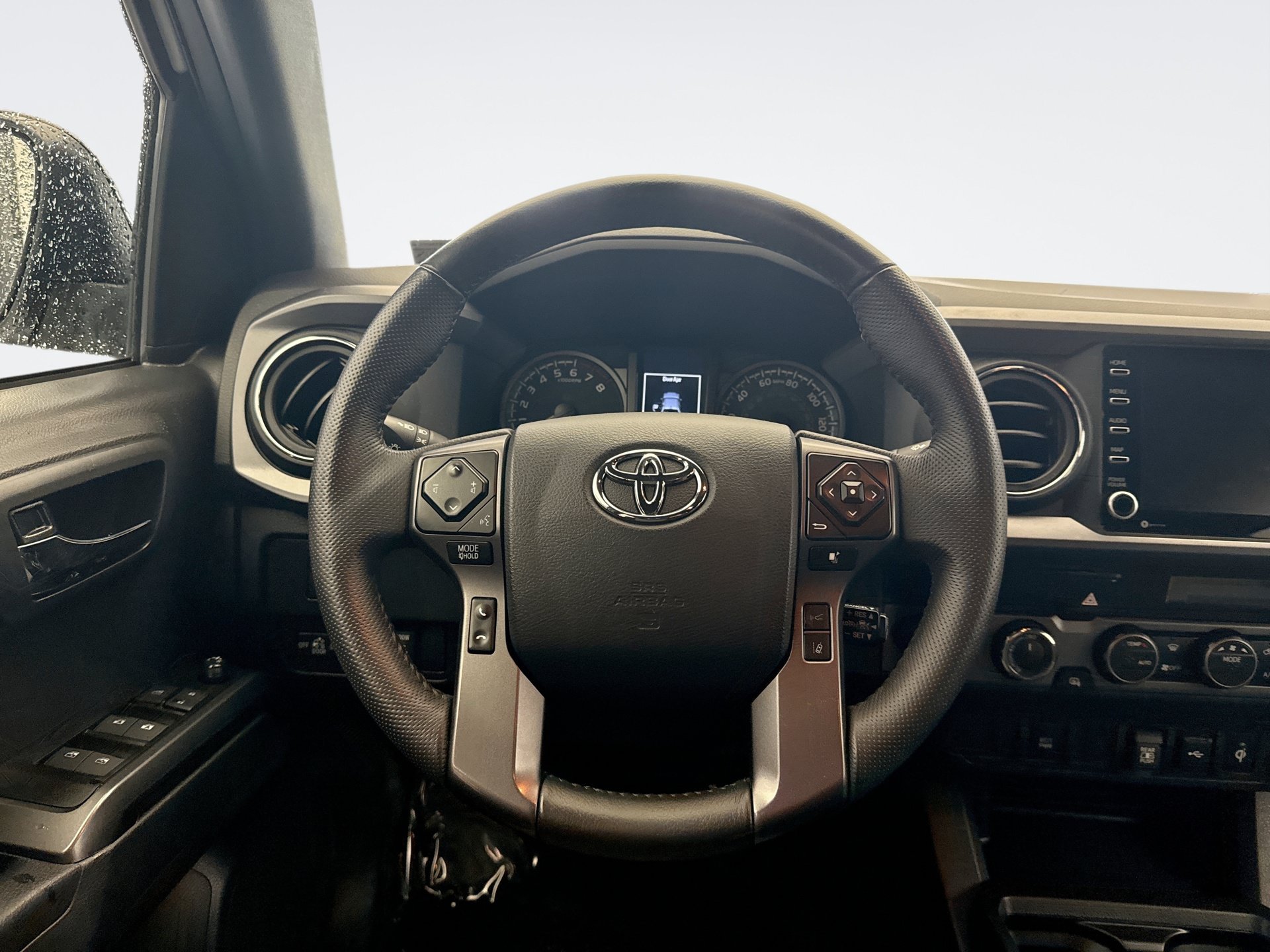 Used 2023 Toyota Tacoma TRD Sport w/ Black Out Package (TMS) AWD/4WD image 12