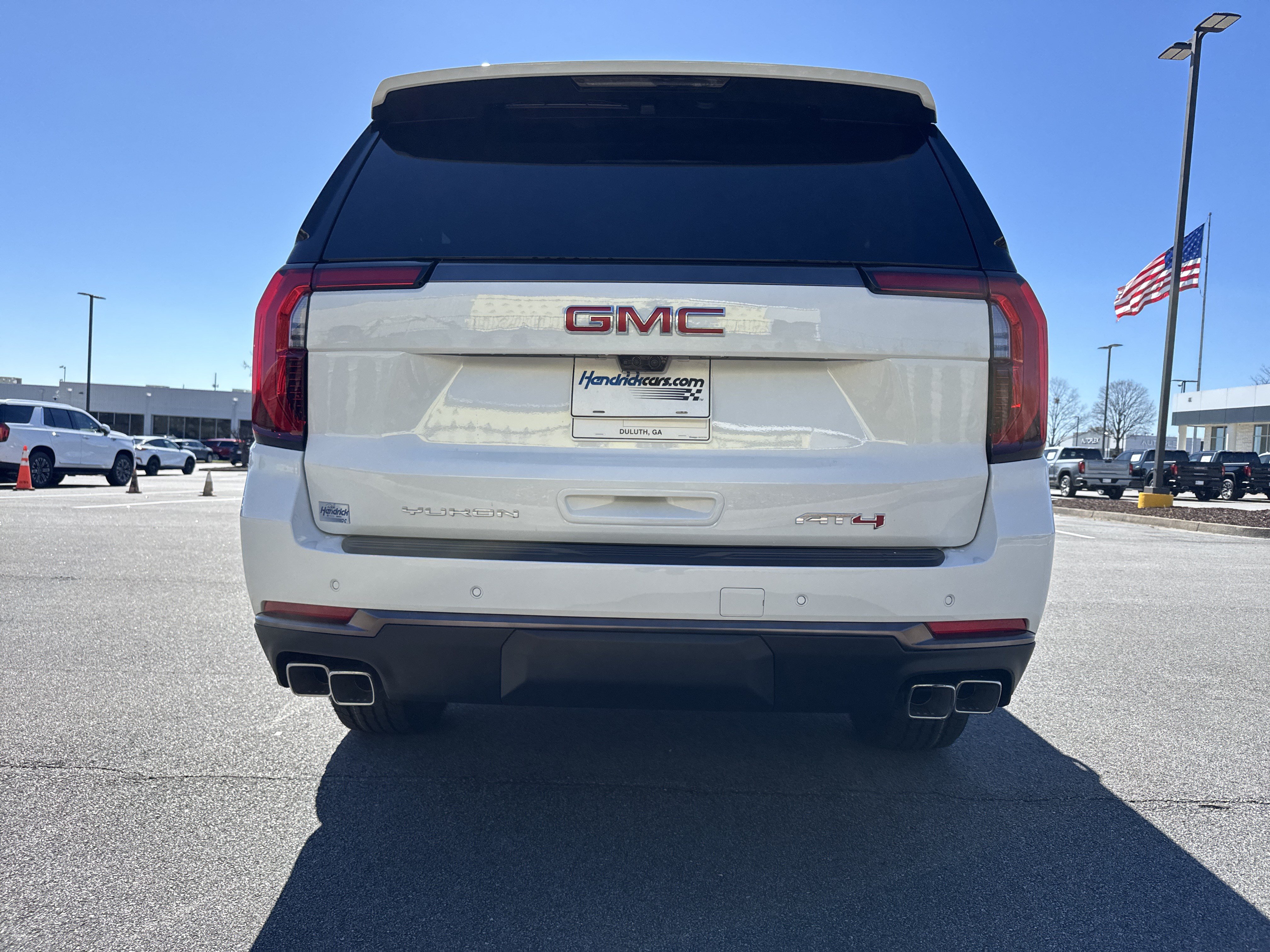 New 2026 GMC Yukon XL AT4 Ultimate AWD/4WD image 9