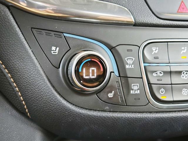 Used 2018 Chevrolet Equinox Premier FWD image 25