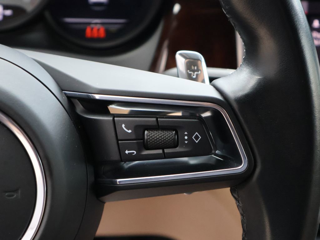 Used 2022 Porsche Macan S image 30