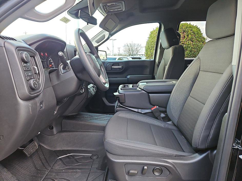 New 2026 Chevrolet Silverado 1500 Custom Trail Boss w/ Turbomax Blackout Package image 10