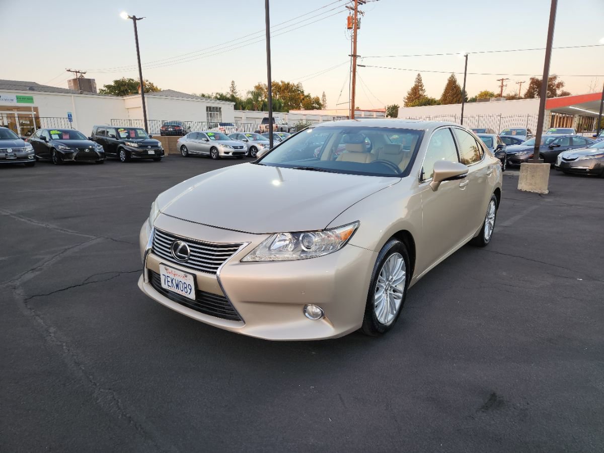 Used 2014 Lexus ES 350 w/ Premium Package