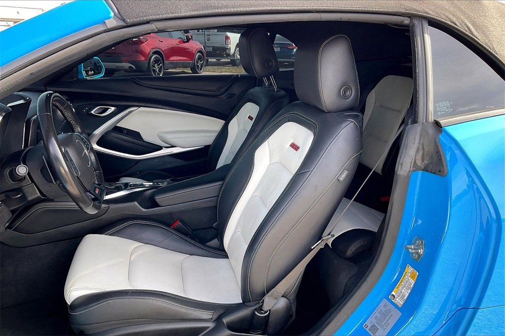 Used 2022 Chevrolet Camaro SS image 16