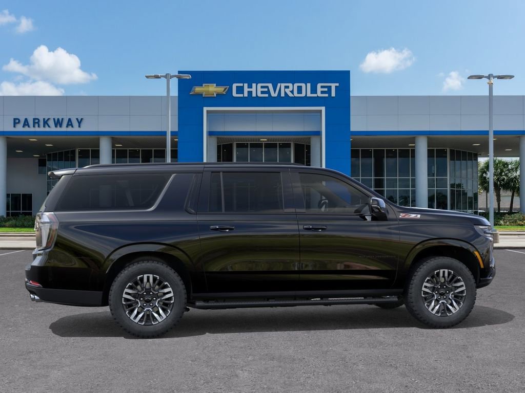 New 2026 Chevrolet Suburban Z71 w/ Comfort Package AWD/4WD image 5