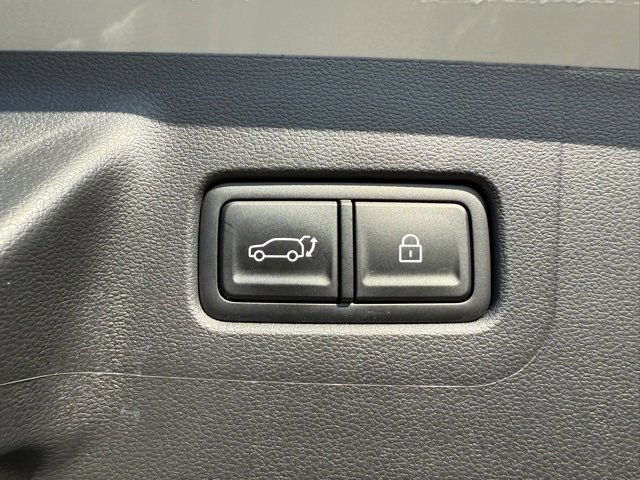 Used 2025 Hyundai Santa Fe SEL image 19