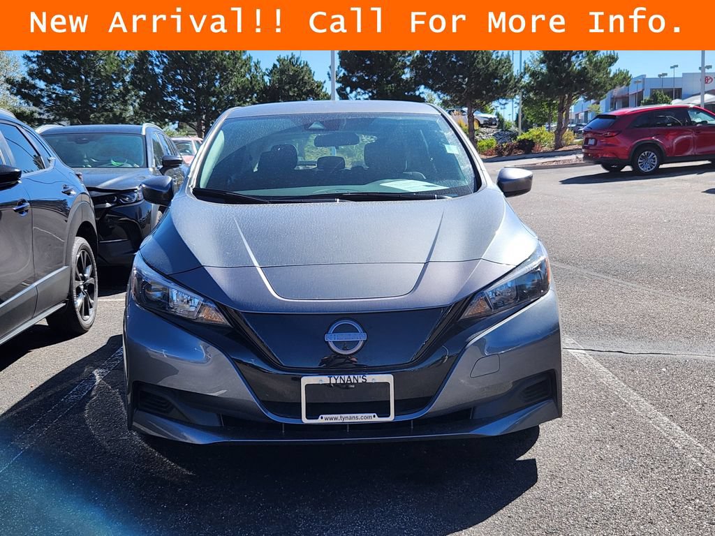 Used 2025 Nissan Leaf S FWD image 3