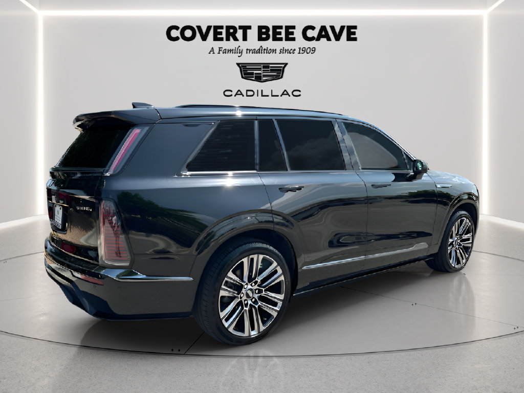 Used 2026 Cadillac Vistiq Platinum w/ LPO, Floor Liner Package AWD/4WD image 15