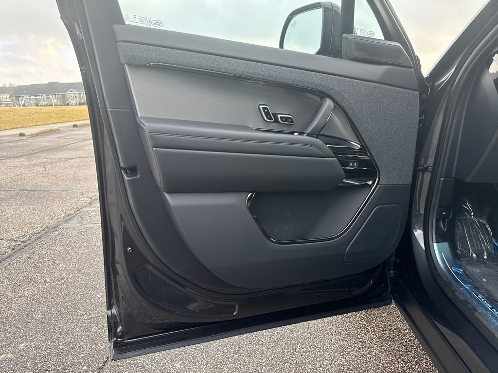 New 2026 Land Rover Range Rover Sport Dynamic SE image 10